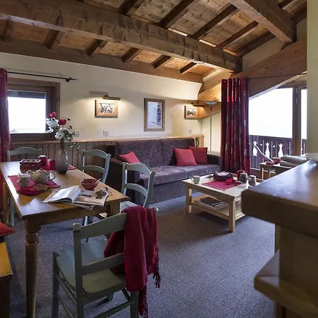 Montana Airelles Aparthotel 4*