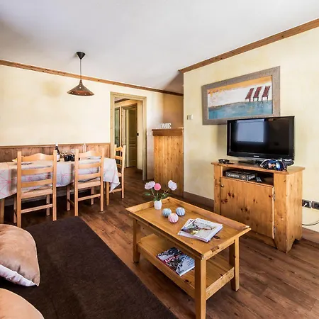 Montana Airelles Aparthotel 4*