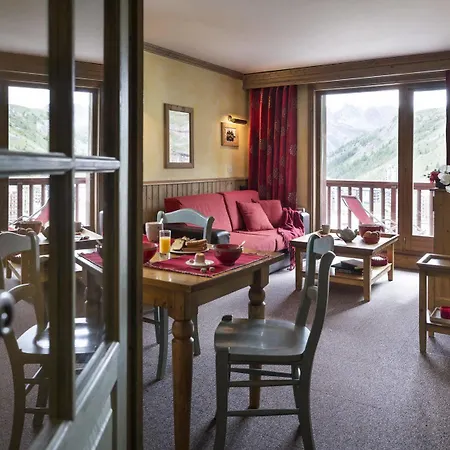 Aparthotel Montana Airelles